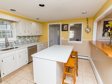 20 Elmwood Ave, Waltham, MA 02453 - photo 4