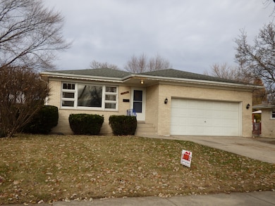 1332 W Mulloy Dr unit 2, Addison, IL 60101 - photo 2