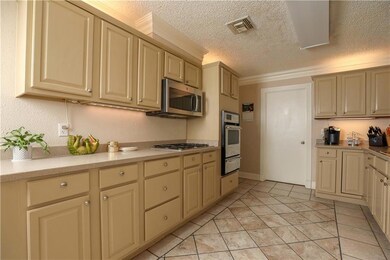 4045 Delery Dr, Marrero, LA 70072 - photo 5