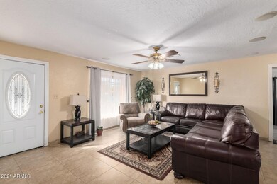 4708 W Pierson St, Phoenix, AZ 85031 - photo 4