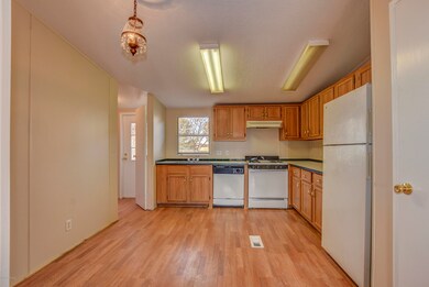24080 N Marblehead Ave, Paulden, AZ 86334 - photo 7