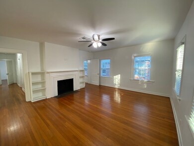 1530 Sul Ross St unit 2, Houston, TX 77006 - photo 2