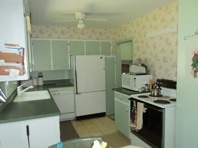 11866 Alphonse St, Ossineke, MI 49766 - photo 4