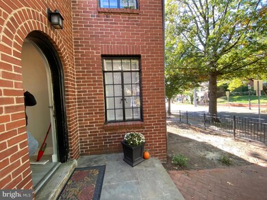 189 S Main St unit 1, Doylestown, PA 18901 - photo 2