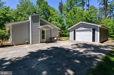 50 Greenway Dr, Colonial Beach, VA 22443 - photo 3