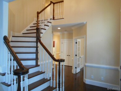 Entry foyer, stairs