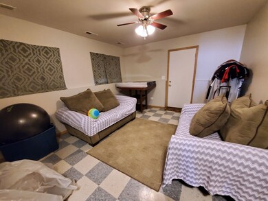 15 N Frolic Ave, Waukegan, IL 60085 - photo 7