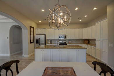 Eat In Kitchen