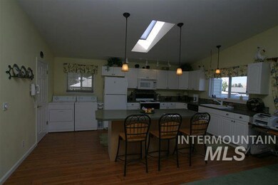 1316 4th St, Asotin, WA 99402 - photo 4