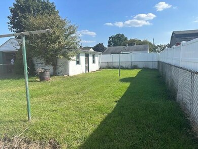 9 W Cute St, Pawtucket, RI 02860 - photo 6