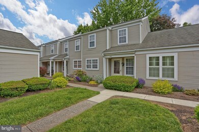 305 Barrington Ct, Palmyra, PA 17078 - photo 3