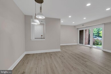 10722 West Dr unit 101, Fairfax, VA 22030 - photo 7