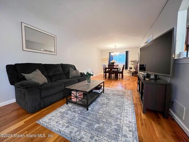 393 Montreal Ave, Staten Island, NY 10306 - photo 7