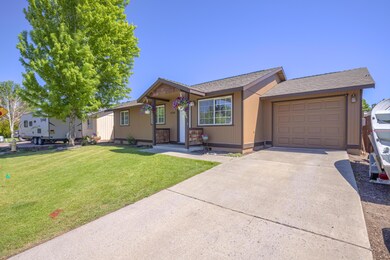 3208 SW QUARTZ AVE-3