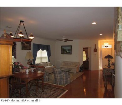 81 Freesia Ct, Holmdel, NJ 07733 - photo 7