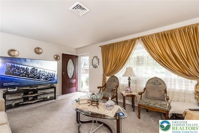 1515 Butternut Ln, MacUngie, PA 18062 - photo 5