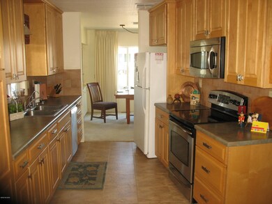 5851 Circle Z Kitchen (1)