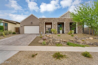4-web-or-mls-1337 E Paseo-2