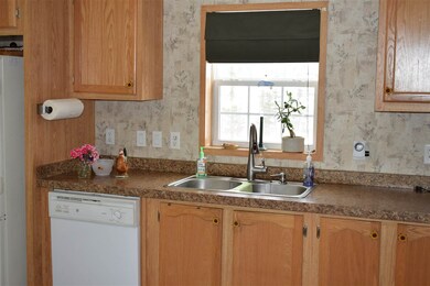 272 Bailey Rd, Jefferson, NH 03583 - photo 7