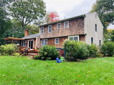 43 Macintosh Ln, Saunderstown, RI 02874 - photo 2