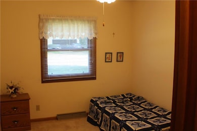 3459 Hillview Rd, Eau Claire, WI 54703 - photo 7