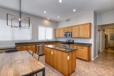 014_KitchenDining