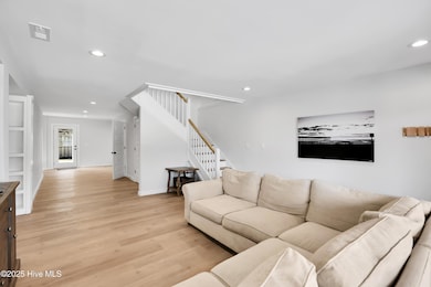 917 Riptide Ln, Carolina Beach, NC 28428 - photo 7