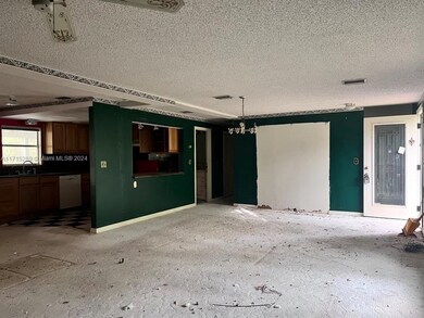 377 20th Ave NW, Naples, FL 34120 - photo 4