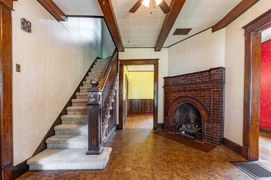 714 N Jackson St, Auburn, IN 46706 - photo 5