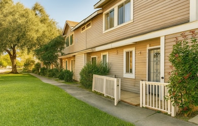 8405 Wilcrest Dr unit 2902, Houston, TX 77072 - photo 2