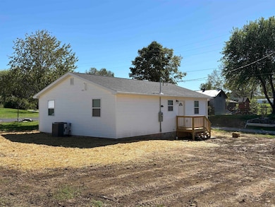 112 W 2nd St, Birdseye, IN 47513 - photo 3