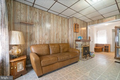 1725 Hollins St, Baltimore, MD 21223 - photo 3