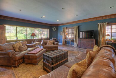 2040 N Alvarado Rd Phoenix AZ-large-007-