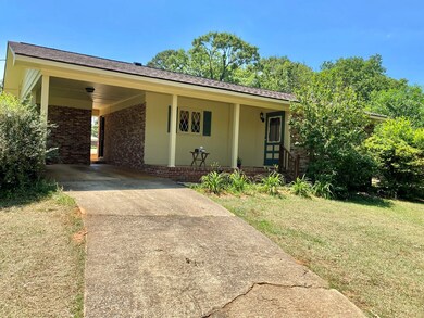 107 Sharon Cir, Americus, GA 31709 - photo 2