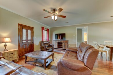 4210 L Theriot -6