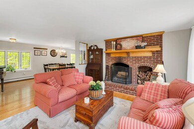 11 Abenaukee Dr, Wolfeboro, NH 03894 - photo 2