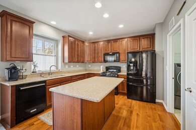 4021 Stratford Ln, Carpentersville, IL 60110 - photo 6