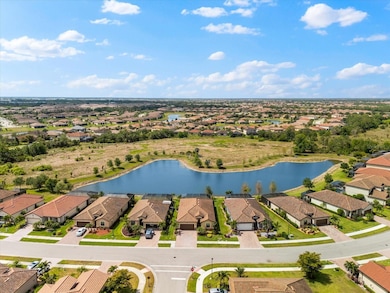 12501 Cinqueterre Dr, Venice, FL 34293 - photo 3