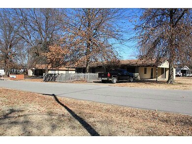 321 S Neal St, Prairie Grove, AR 72753 - photo 4