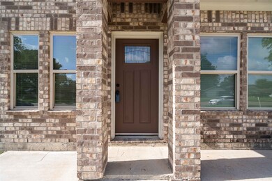 5754 Reed Rd unit B, Houston, TX 77033 - photo 2