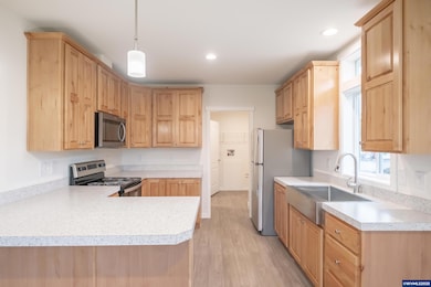 3223 Comber Ct NE, Salem, OR 97305 - photo 7