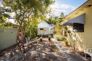 1208 Flagler Ave Key West FL-large-002-5