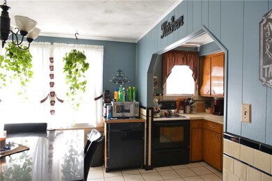 92 Rhode Island St unit 1, Cranston, RI 02920 - photo 4