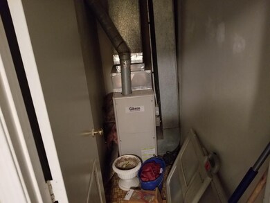 64-66 James St, Springfield, MA 01105 - photo 7