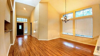 8610 Sparkling Springs Dr, Houston, TX 77095 - photo 3