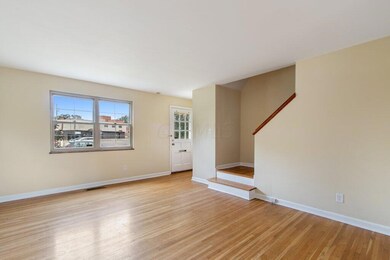 1876 Northwest Blvd Unit C-7.jpg-SMALL