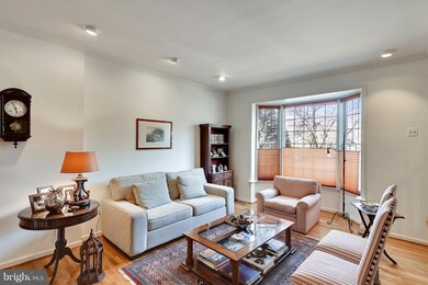 10804 Brewer House Rd, Rockville, MD 20852 - photo 3