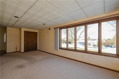 2500 Beryl Ave, Whitehall, PA 18052 - photo 5