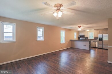 1818 Wildwood Ave, Parkville, MD 21234 - photo 6