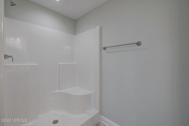 807 E Fremont St, Burgaw, NC 28425 - photo 6